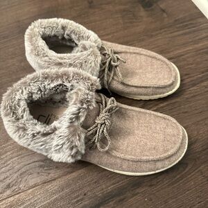 Hey Dude Britt - chocolate color